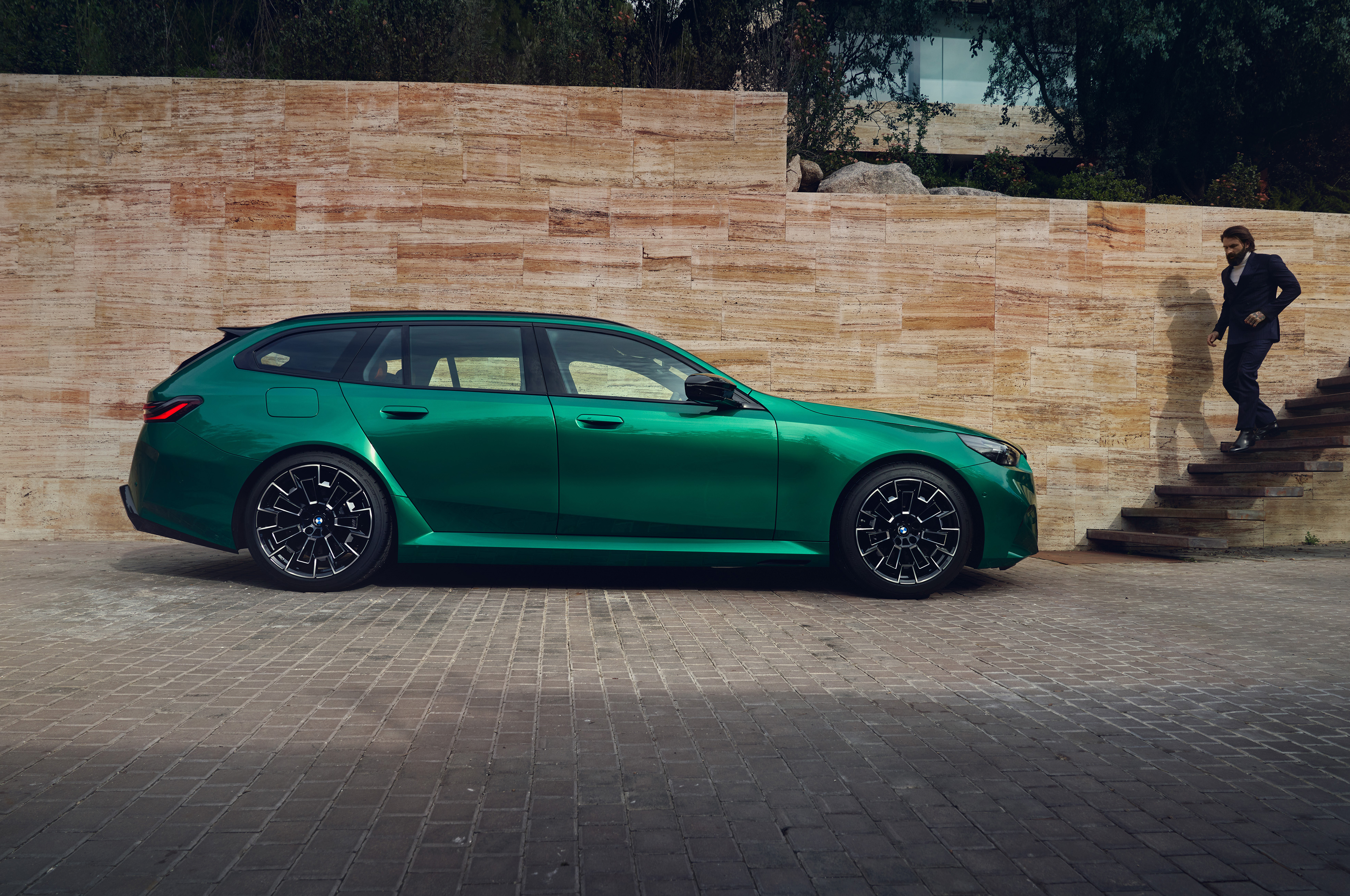 Bild des Leasingangebots für Leasing: BMW M5 Touring